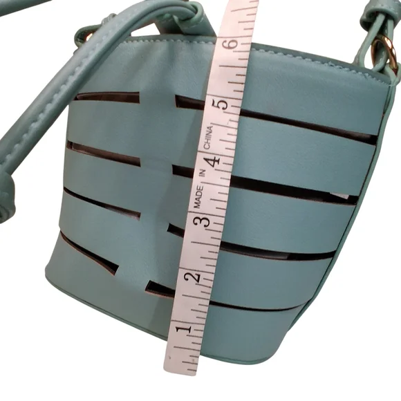 NEW | FREE PEOPLE | Blue | Cutout Bucket Bag w/ Canvas Lining - Picture 11 of 12